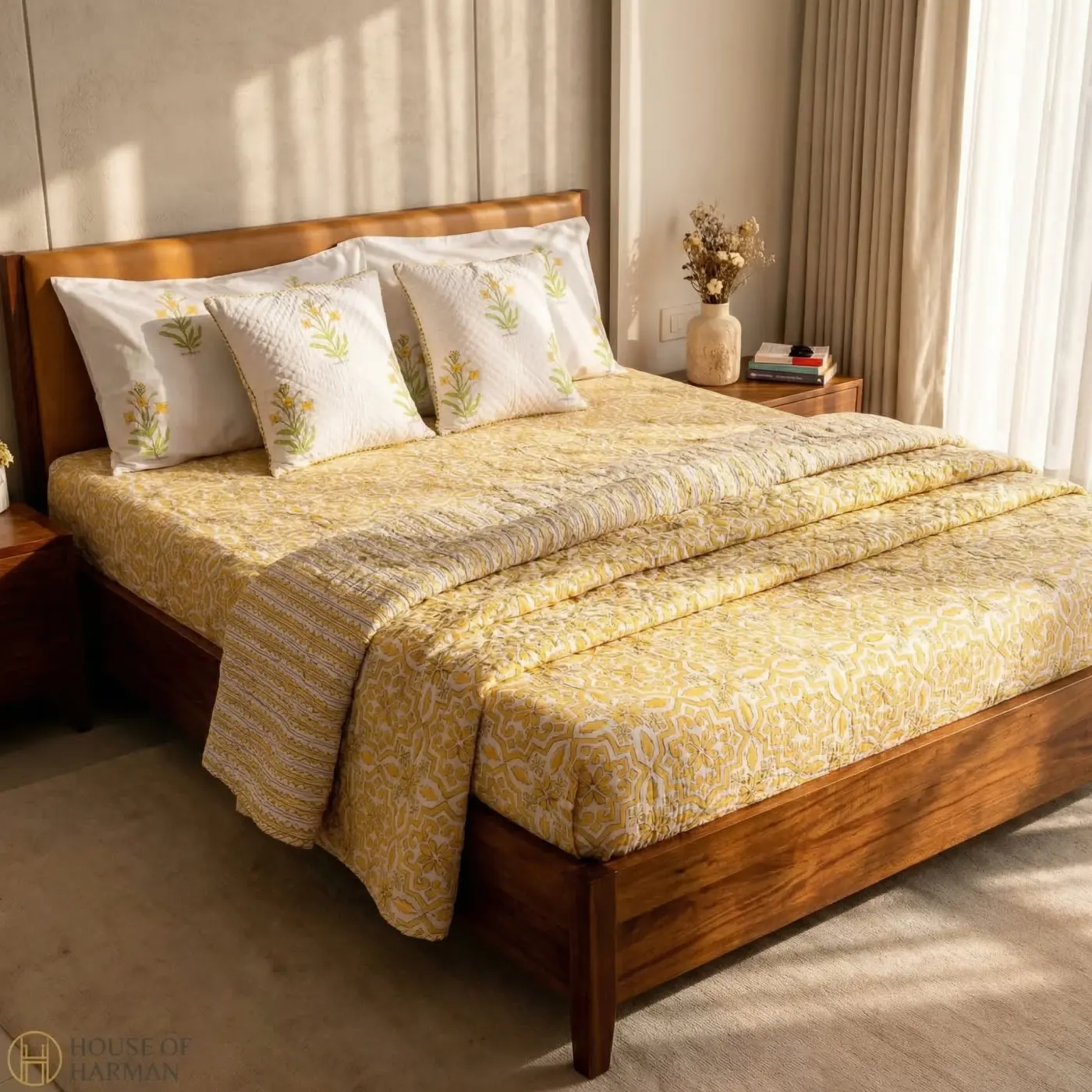 Home lifestyle image: golden lattice bedding